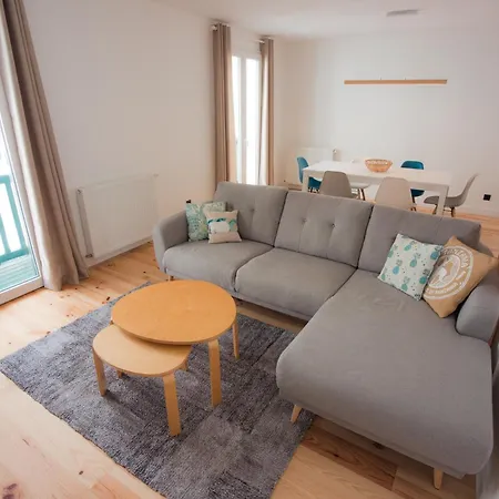 Apartman Grand 100 M2 *